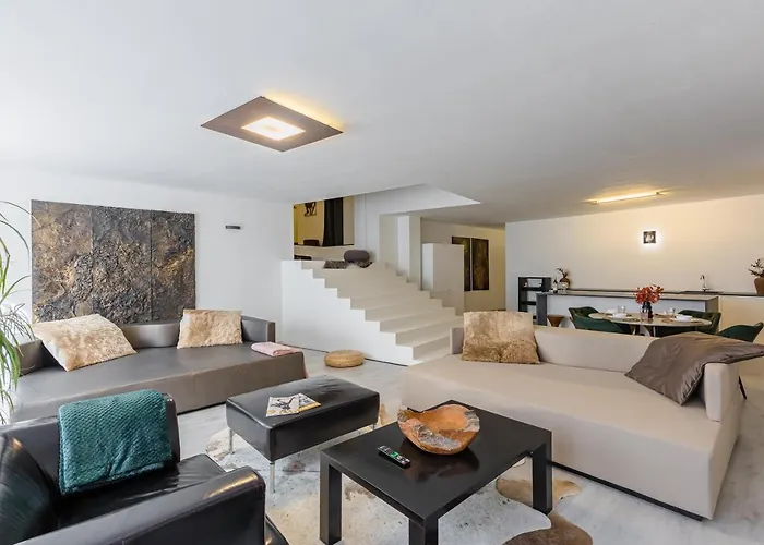 Apartament Sk Zamocka Artist